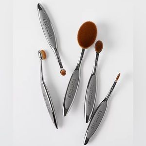 Atria Elite Collection 5-Brush Set in Smoke Finish